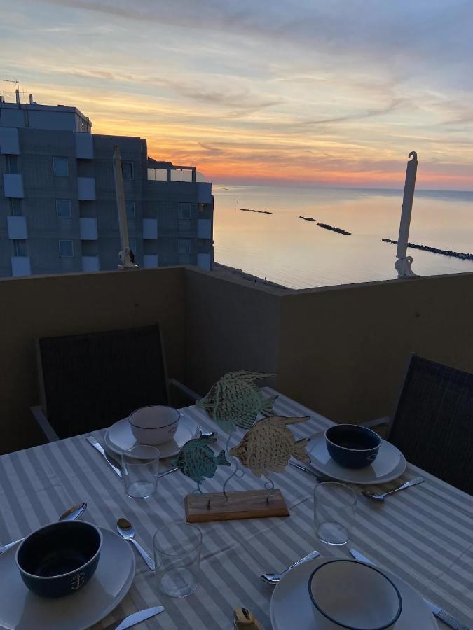 شقة Tramonto In Baia بيزارو المظهر الخارجي الصورة