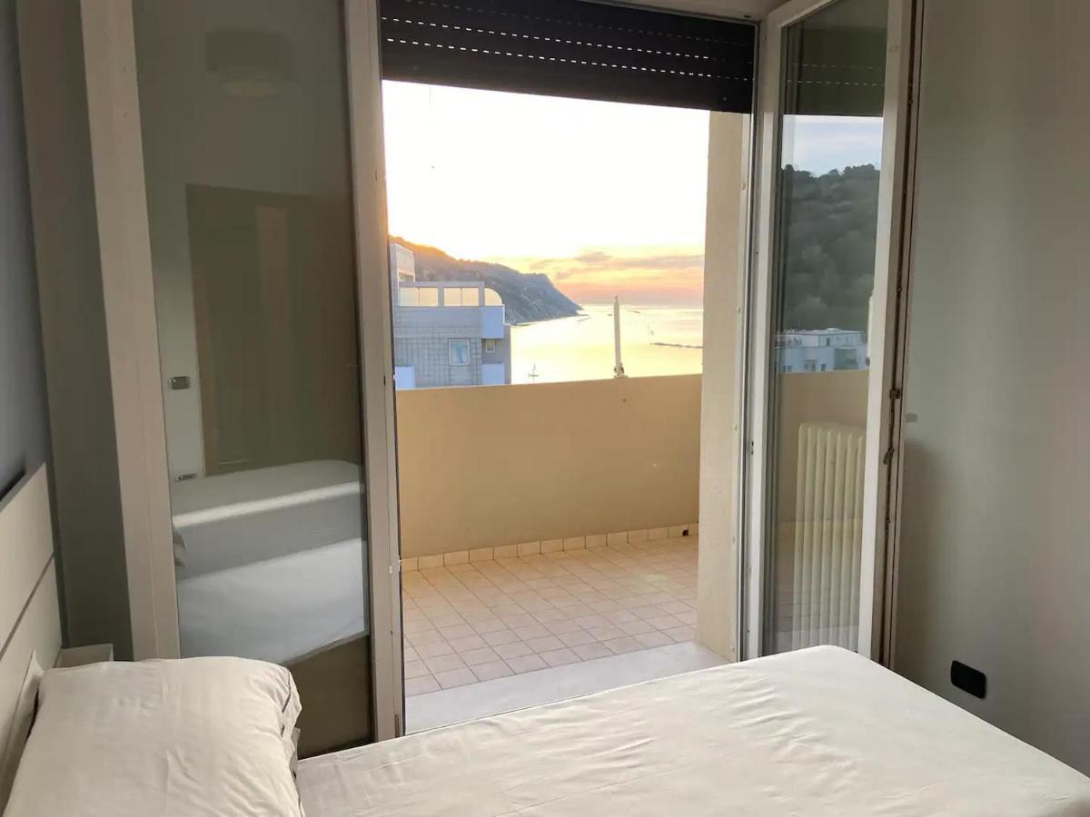 شقة Tramonto In Baia بيزارو المظهر الخارجي الصورة